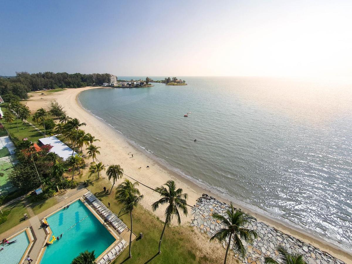 'Sunny Seaview' At Regency With 2 Private Carpark By Shine Stay Port Dickson Exterior photo